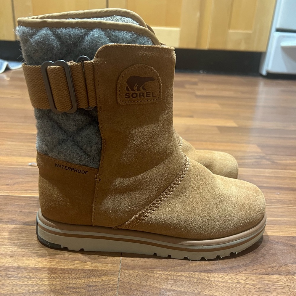 Women’s Sorel winter boots